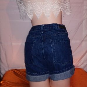 Calvin Klein Dark Washed Jean shorts Size 6